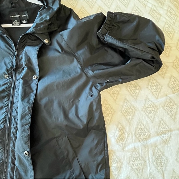 Geoffrey Beene Full Zip Snap Up Hooded Lightweight Windbreaker Black Size Medium - Picture 9 of 16